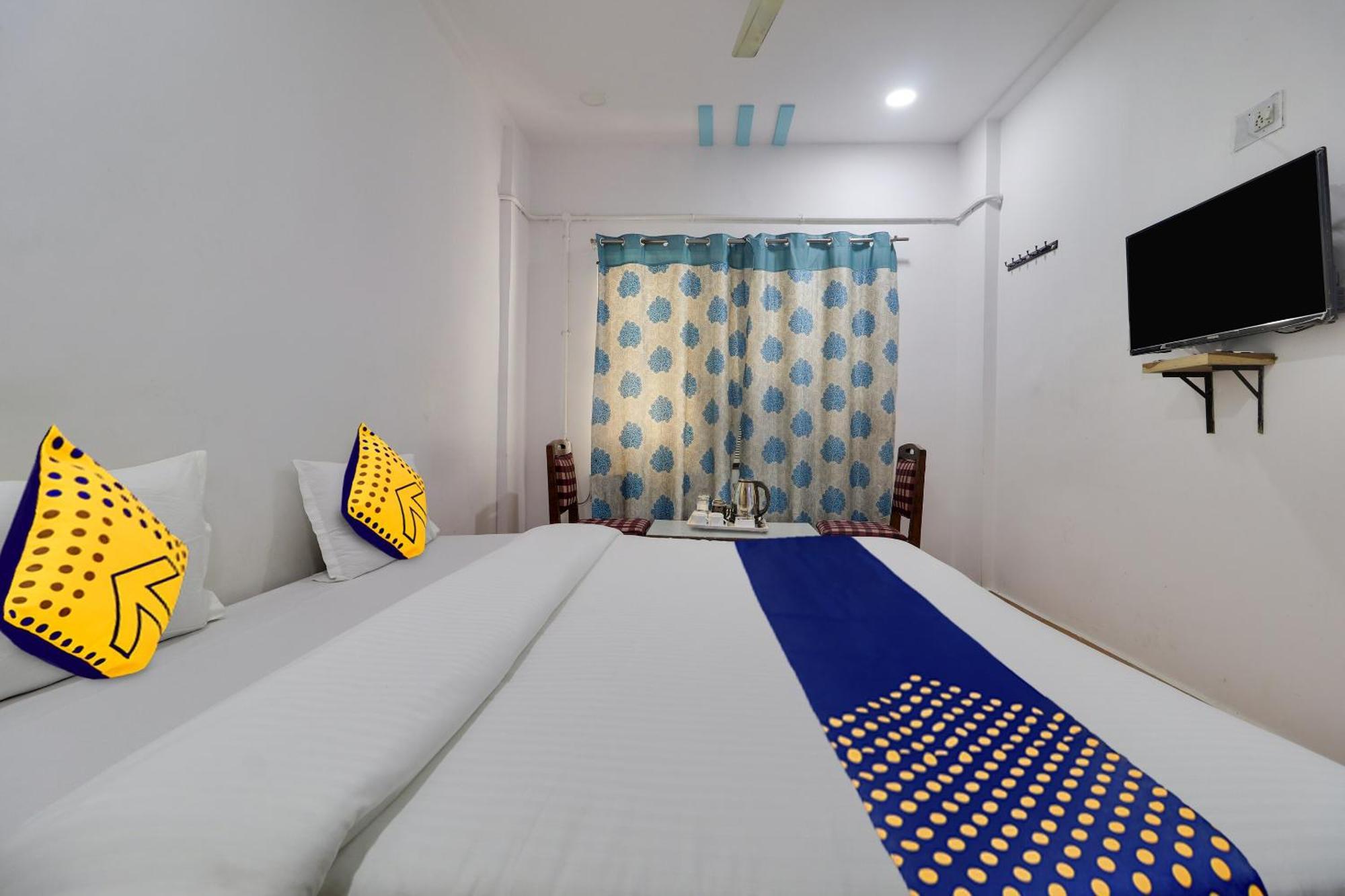 Spot On Apsara Hotel Хайдарабад Экстерьер фото